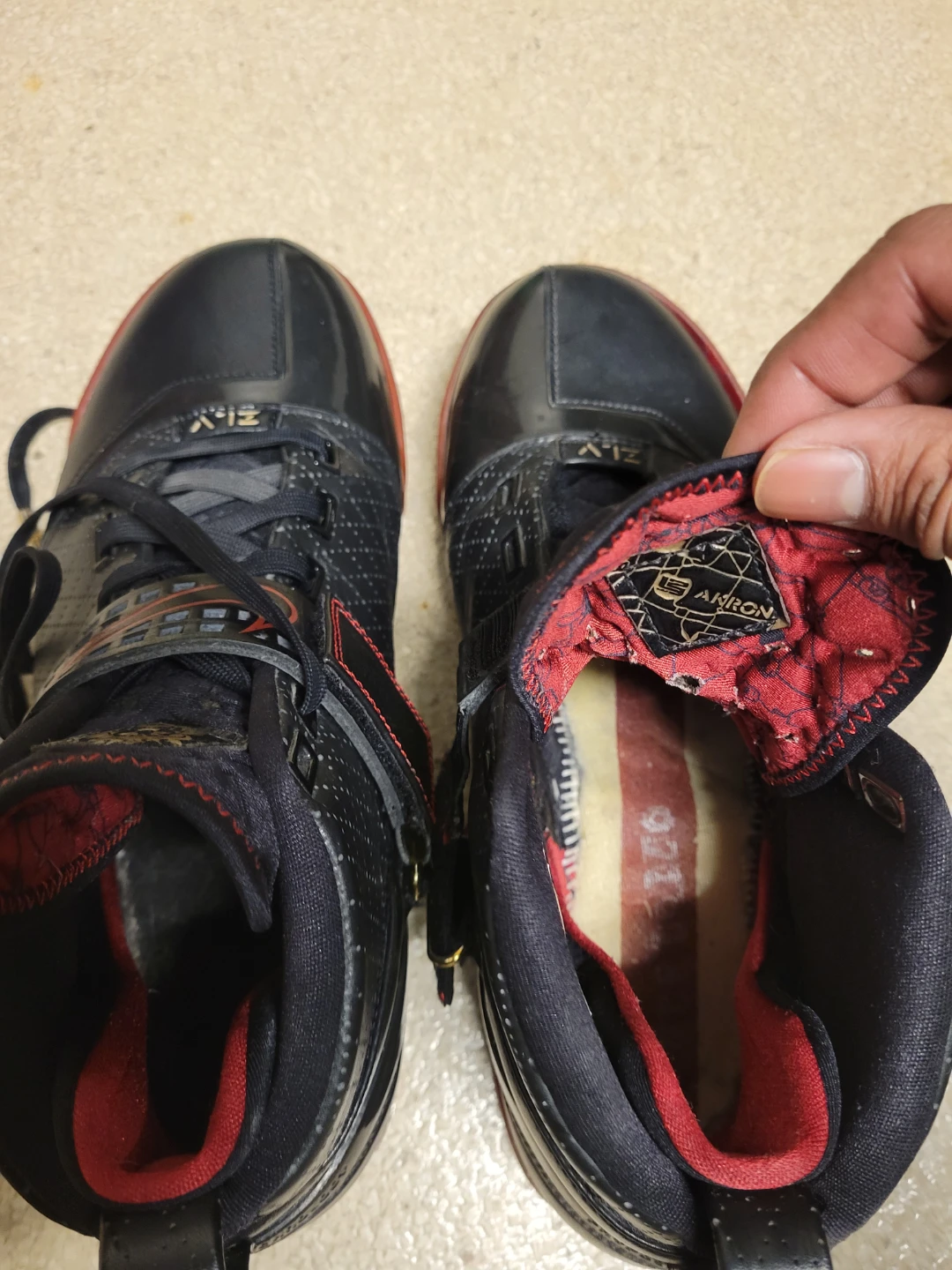 Nike LeBron James Basketball Shoes - photo 3