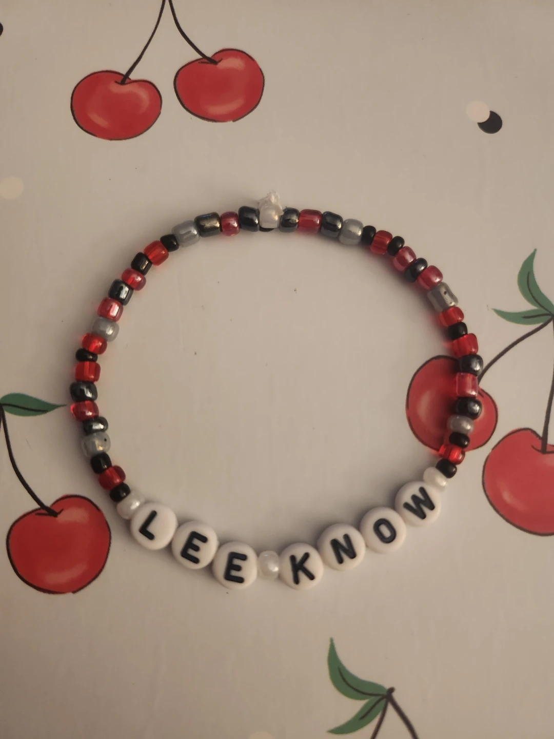 Handmade Beaded Bracelets with STRAY KIDS Member Names - photo 2