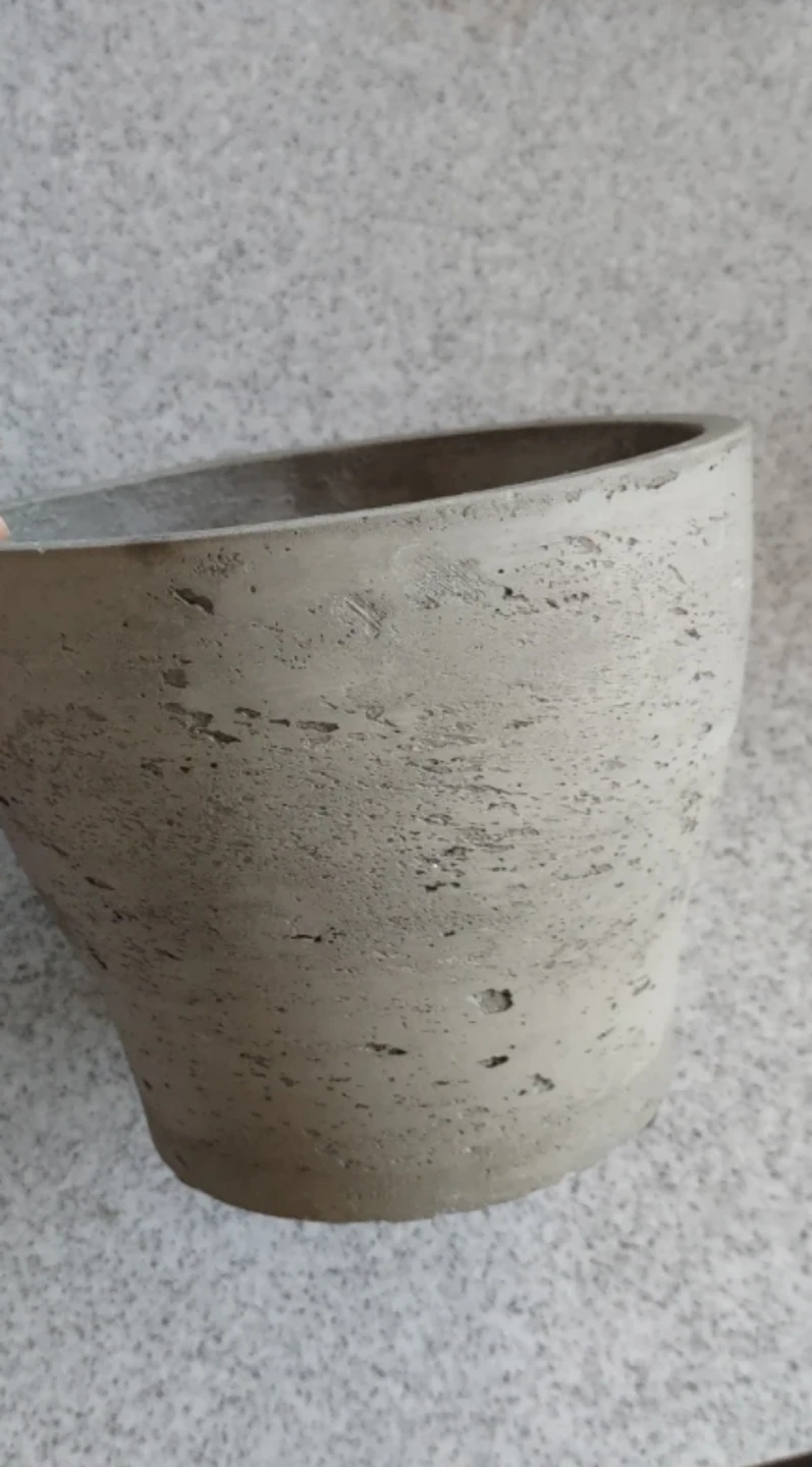 (NEW) Jardin de Ville Concrete Planter Pot - photo 3