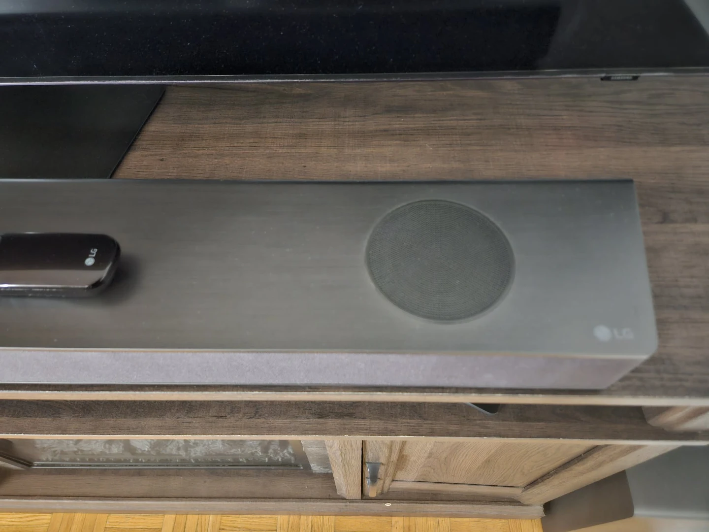 LG Soundbar with Meridian Audio - photo 2