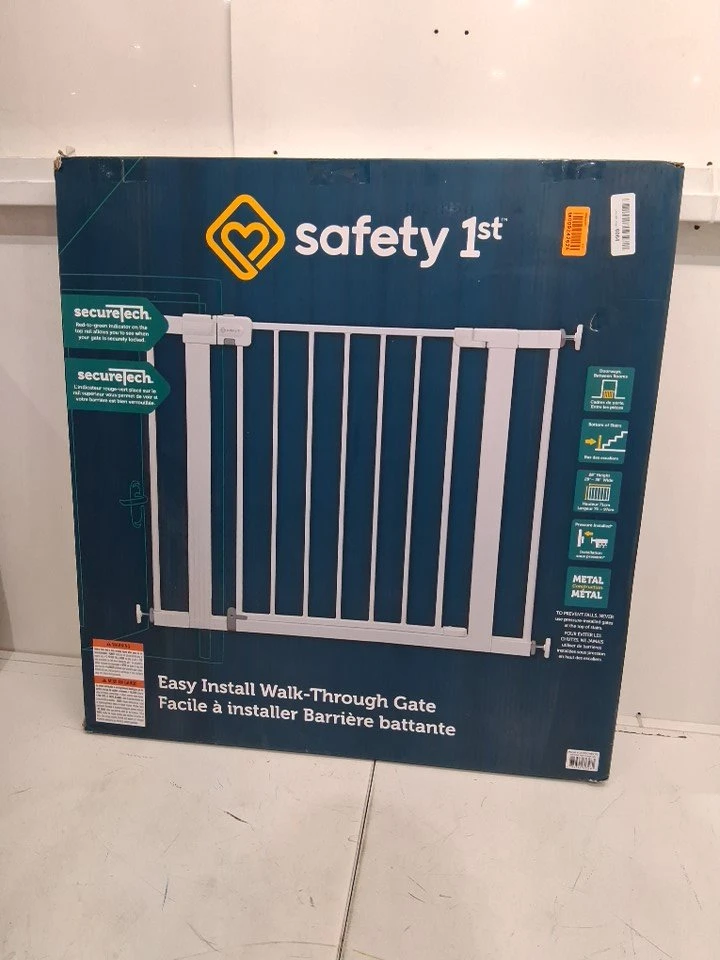Safety 1st Easy Install Walk Thru Gate