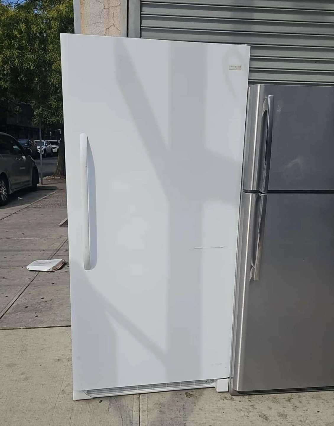 Kenmore 30in white upright frost free all freezer