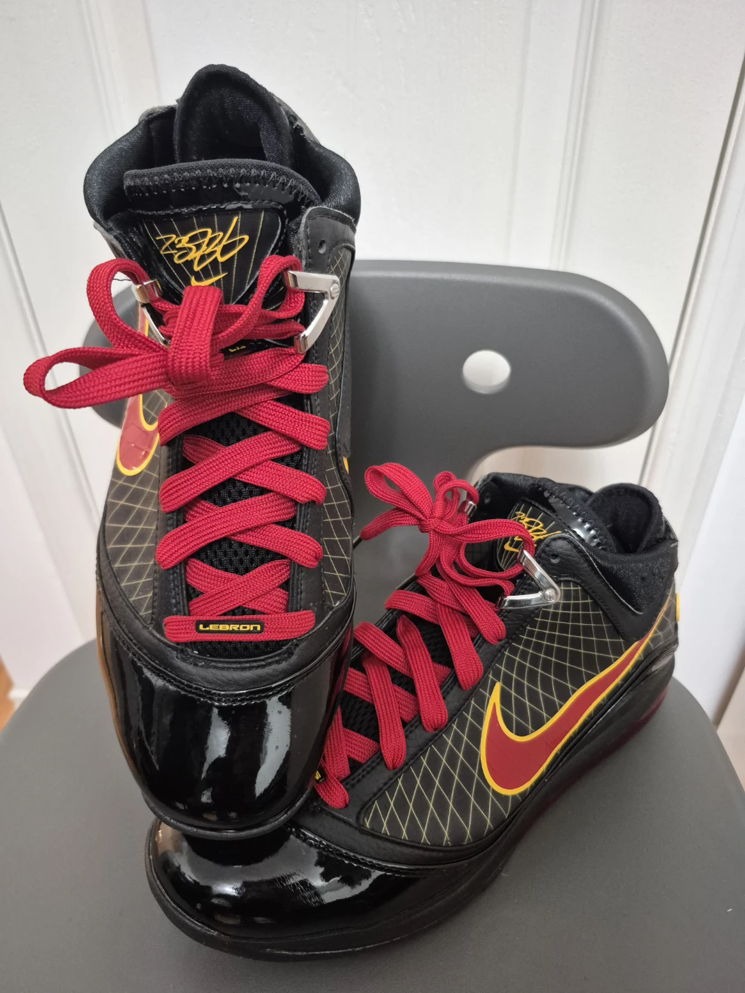 Nike LeBron Fairfax Basketball Shoes - photo 4