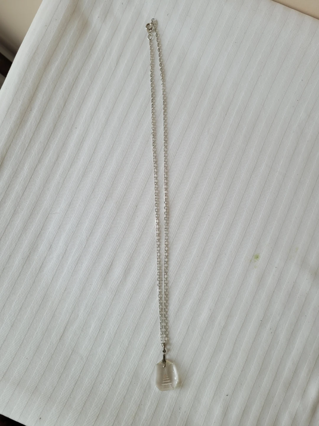 Clear Crystal Pendant Necklace with Pagoda Design - photo 3