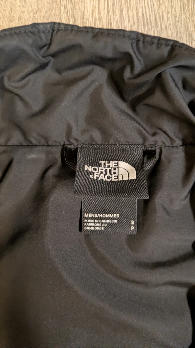 Men's North Face Black Puffer Jacket - photo 3