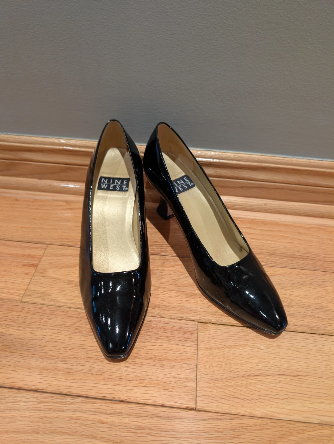 Nine West Black Patent Leather Heels - Size 7M