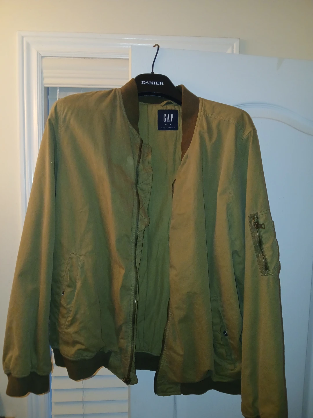 GAP Bomber Jacket - XL - Tan