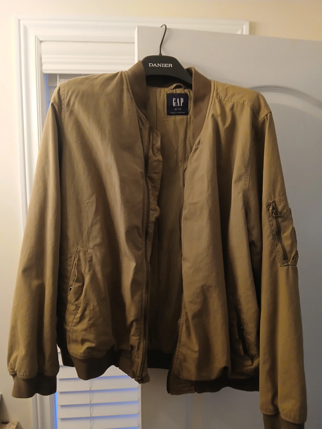 GAP Bomber Jacket - XL - Tan - photo 2