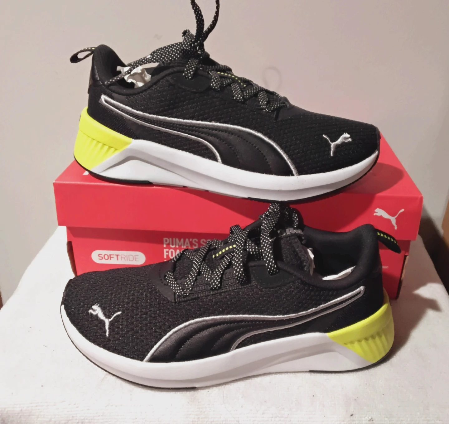Puma Softride Running Shoes - Black/Yellow