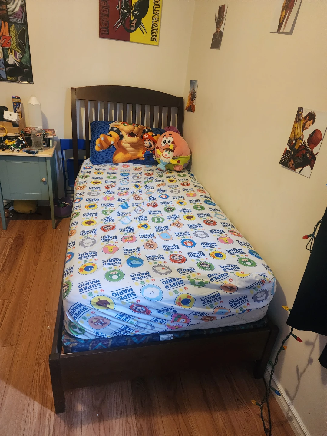 Twin Bed w. Mattress and box spring. - photo 2