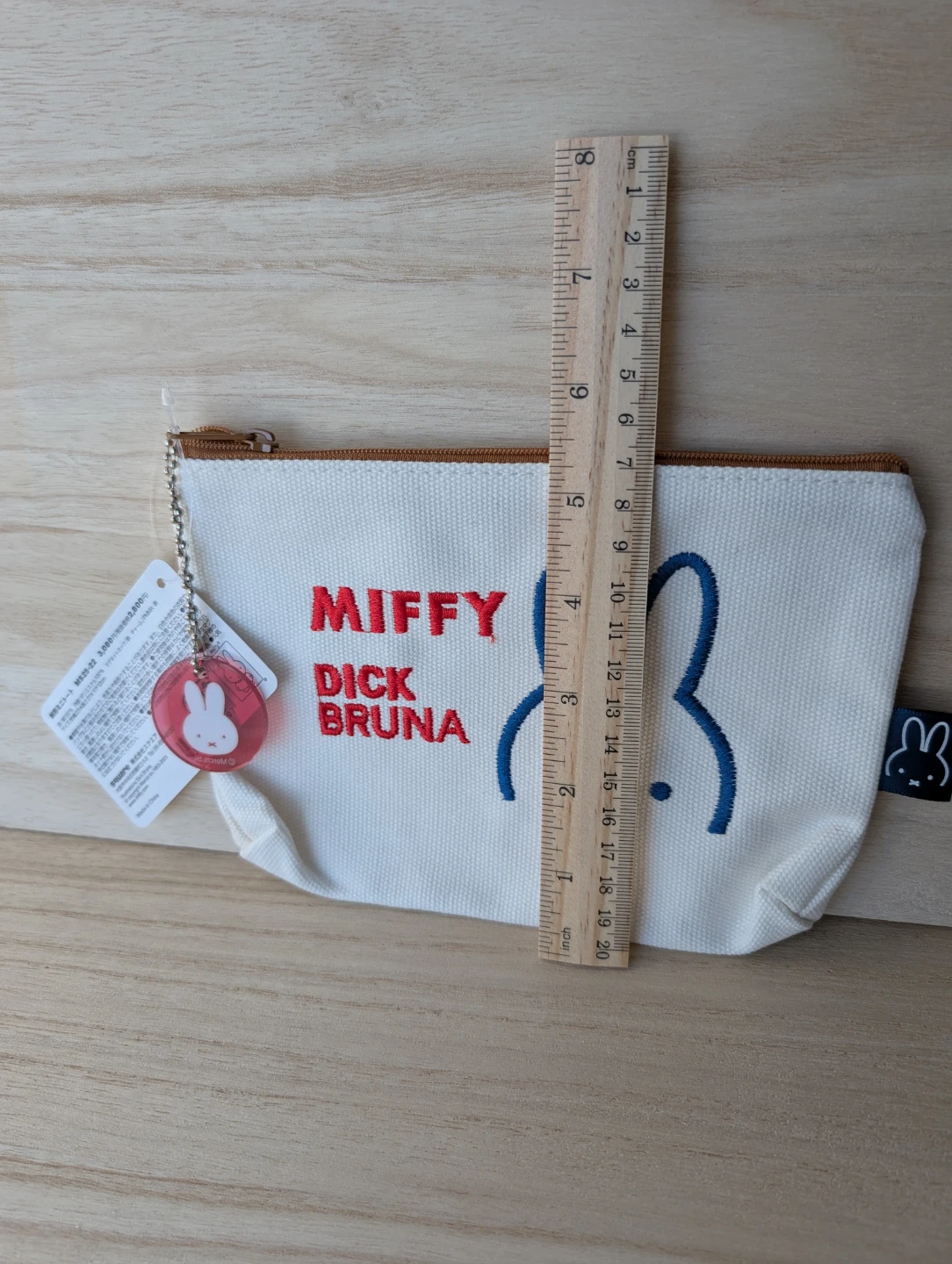 NWT new Miffy Dick Bruna Canvas Pouch - photo 3