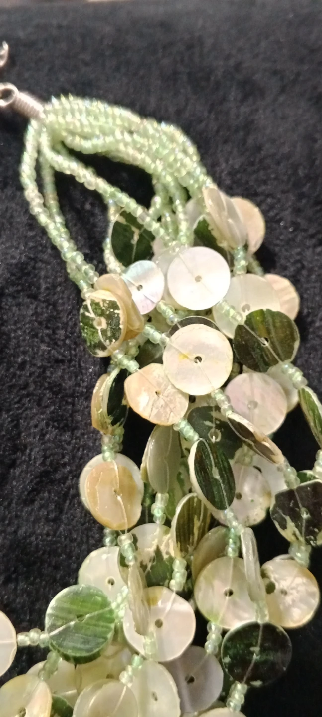 Vintage 🔥 Multi-strand shell and seed bead necklace - photo 3