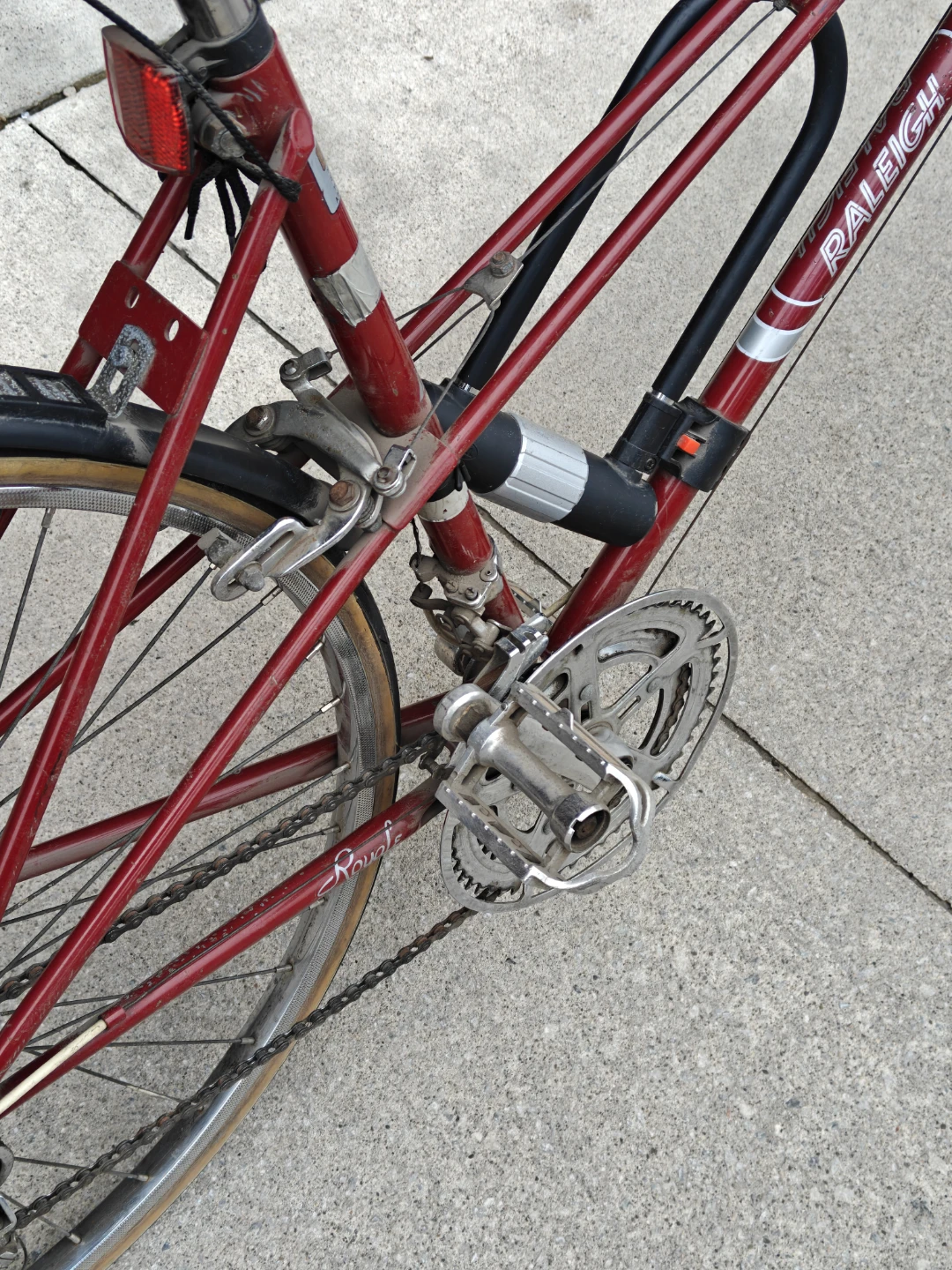 Raleigh Red Road Bike - photo 4
