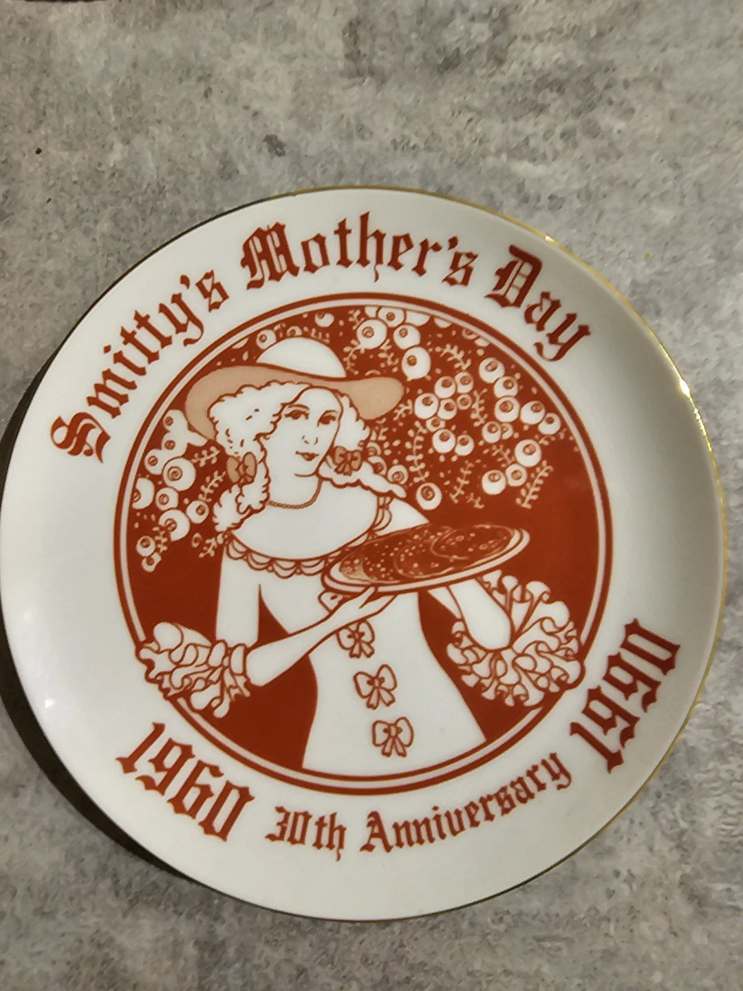Smitty's Mother's Day 30th Anniversary Plate 1960-1990