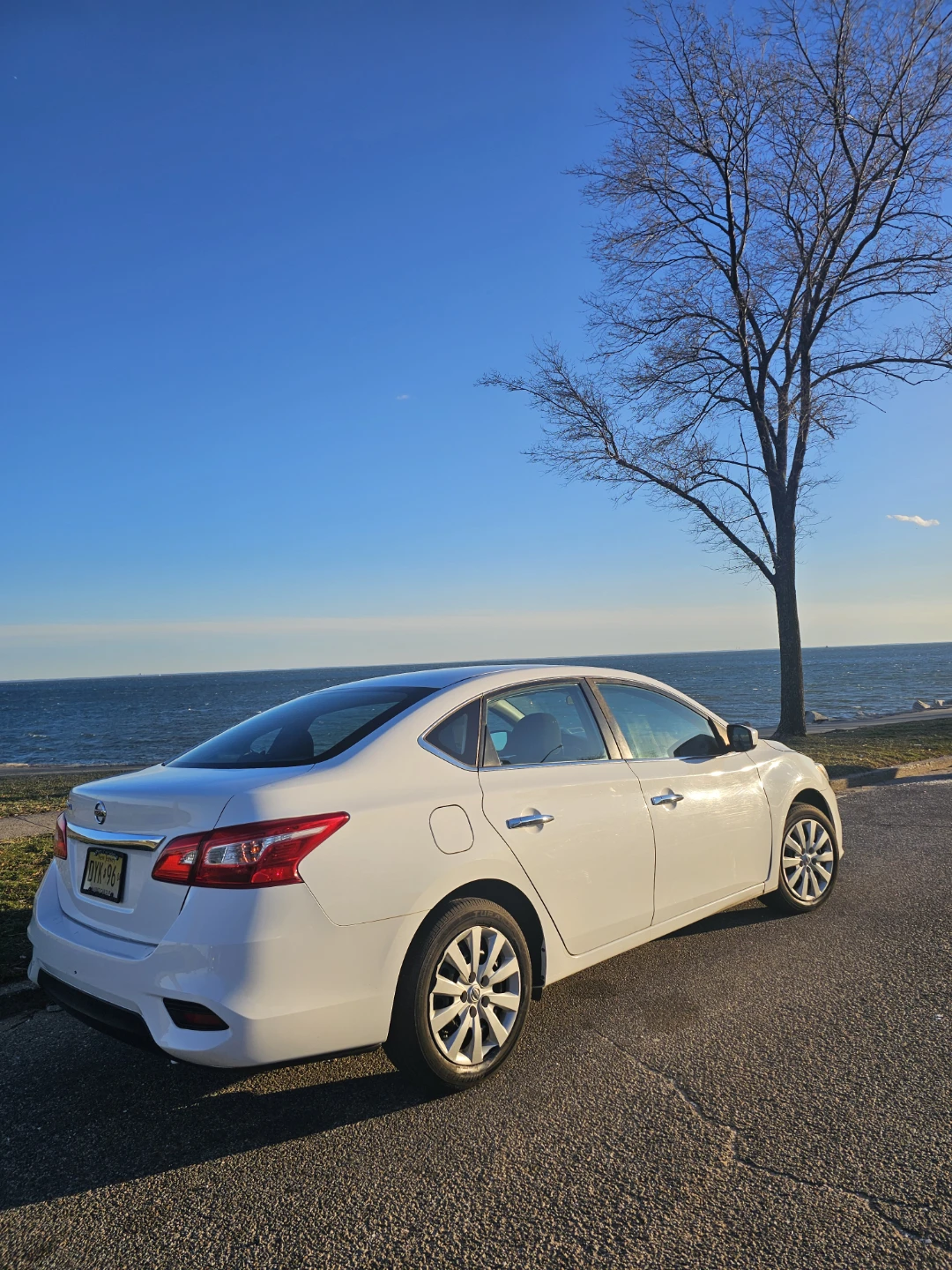 White Nissan Sentra Sedan - photo 2