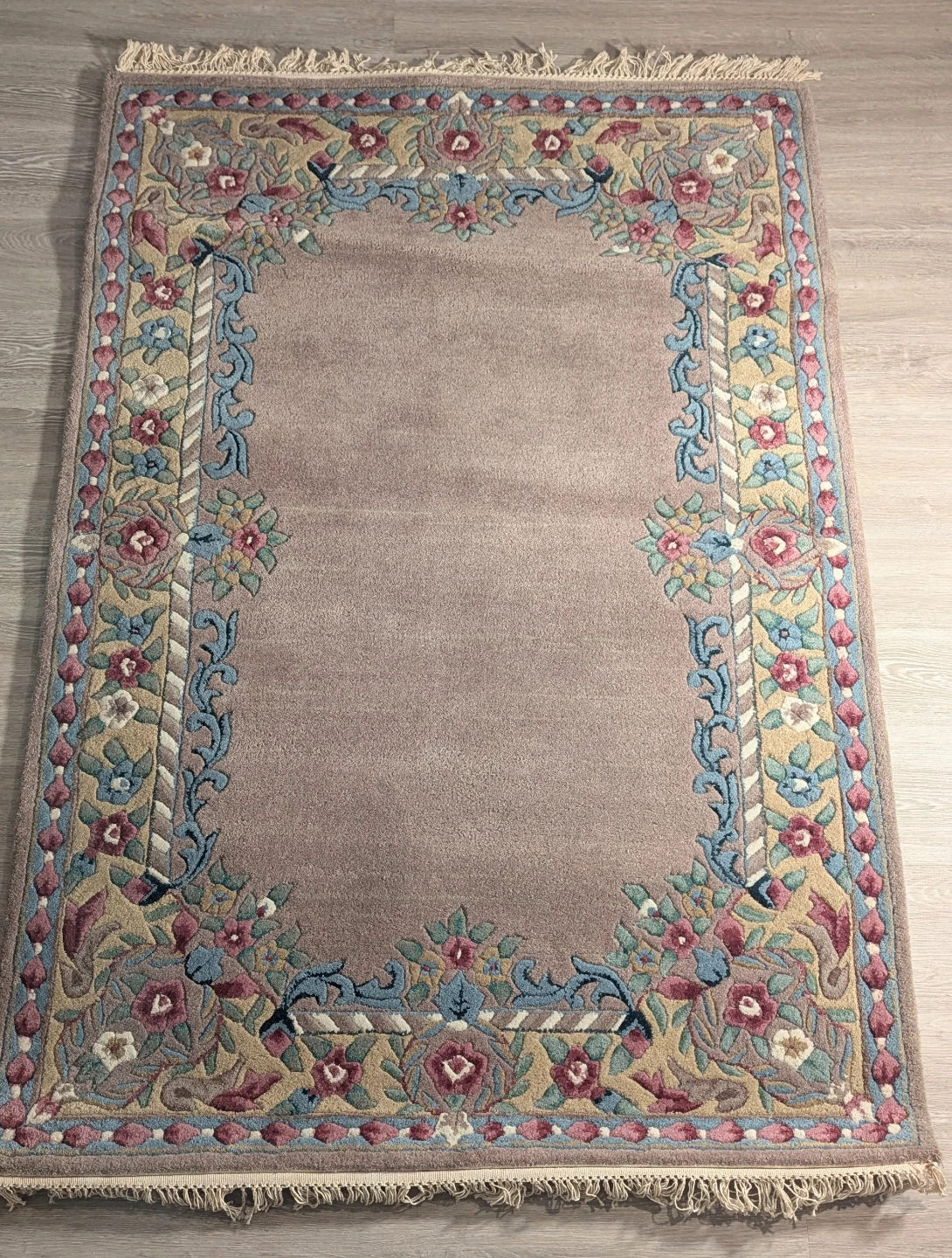 Stunning Handmade 100% Wool Rug - Indo-Savonnerie (Never used)