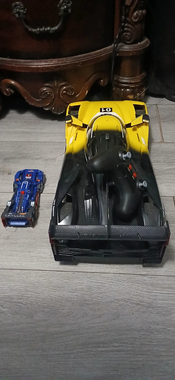 Bright RC Cadillac Race Car Toy - photo 4