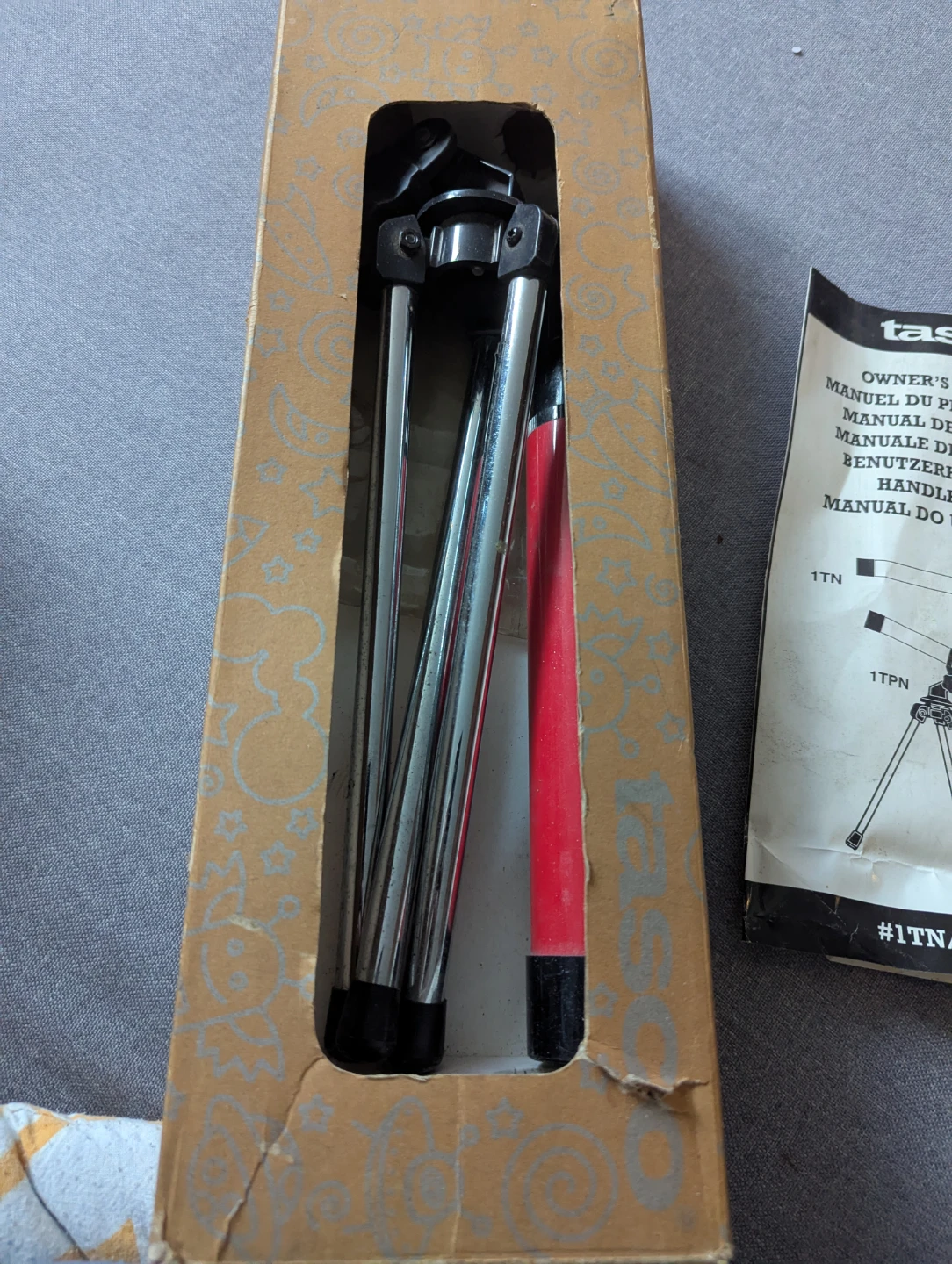 Tasco 30 Power Beginner Telescope With Table Top Tripod 30 MM - photo 4