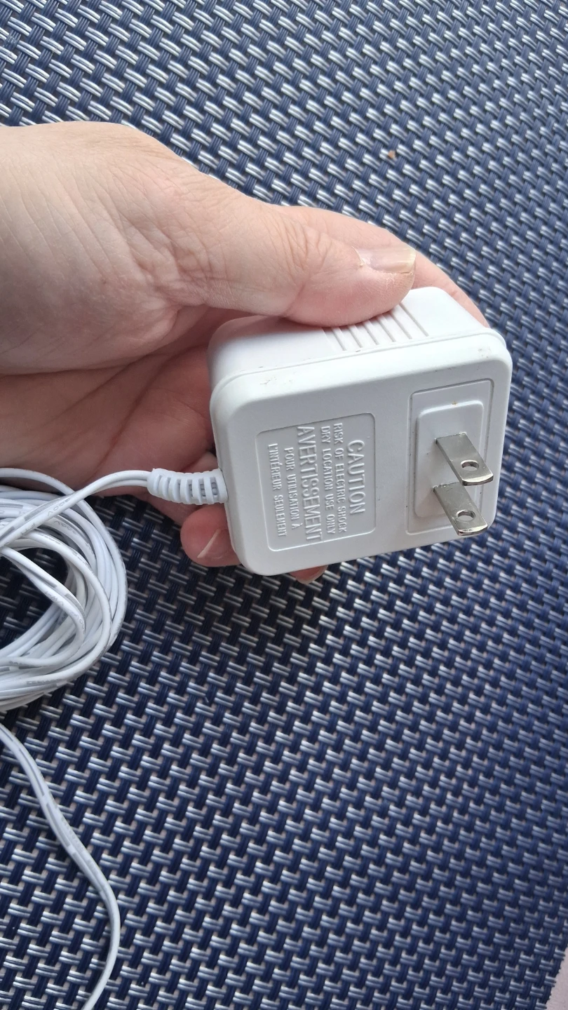 AC/AC Adaptor  input 120V AC 60Hz 0.2A  output 24V AC 500mA - photo 3