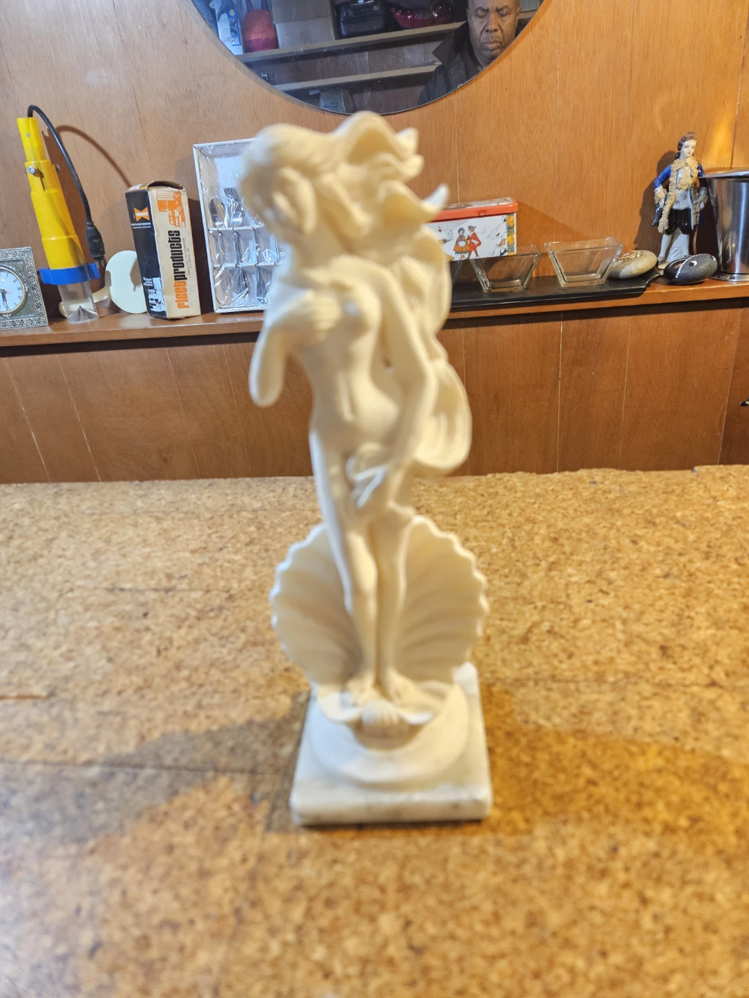 Venus Figurine on Shell Base - photo 4