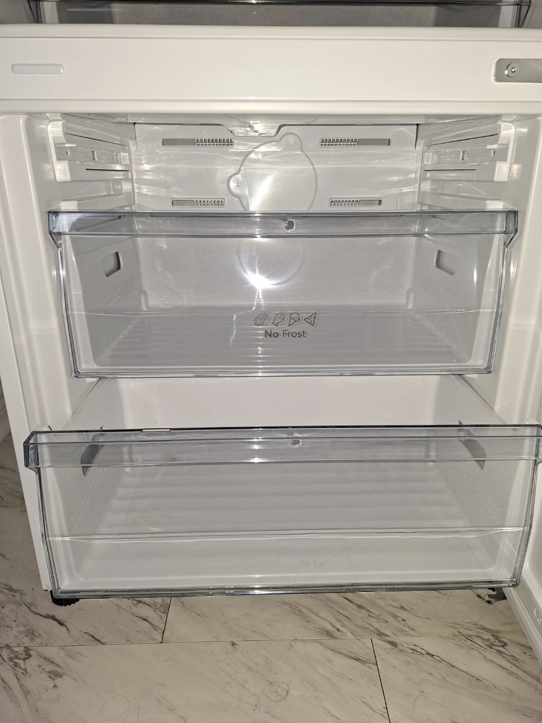 Hisense White Refrigerator - photo 5