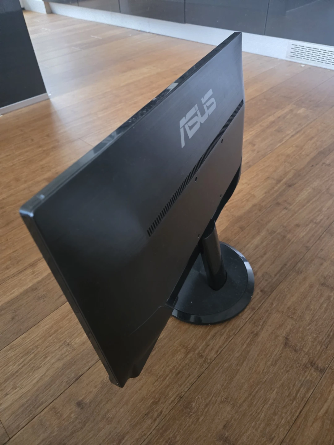 22" ASUS Monitor - photo 2
