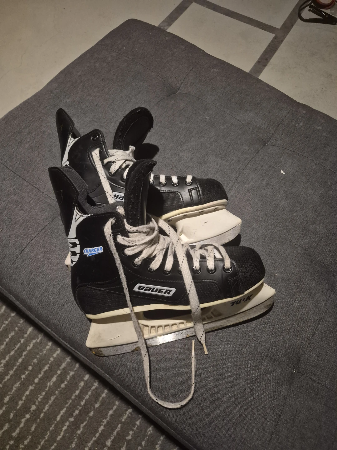 Bauer Charger Hockey Skates