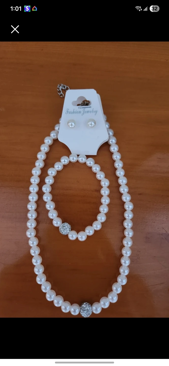 Pearl Necklace, Bracelet, and Earrings Set