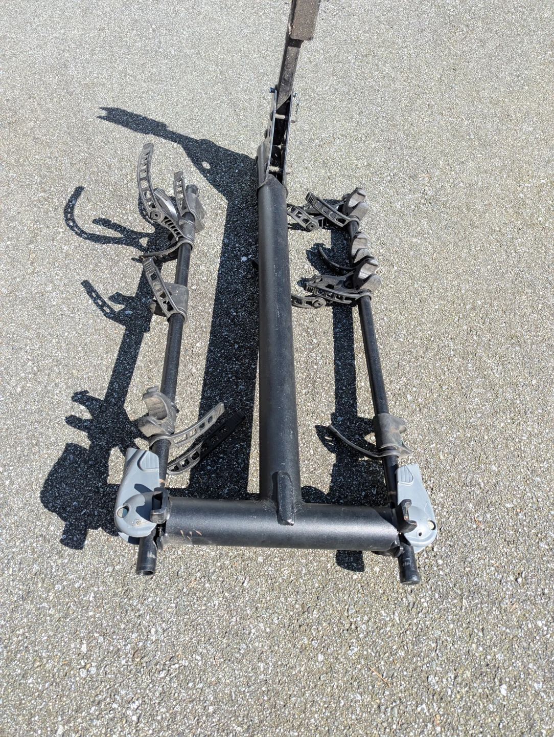 Saris T-Rax 4-Bike Hitch Mount Rack – Solid Steel