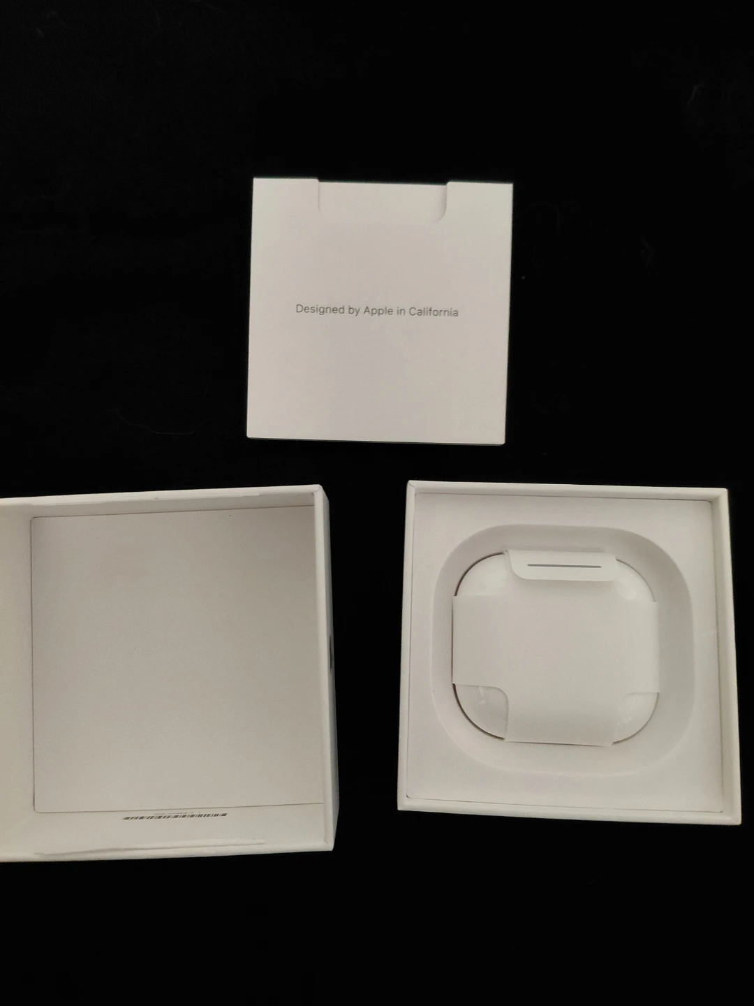 Apple airpods 4th gen - photo 2