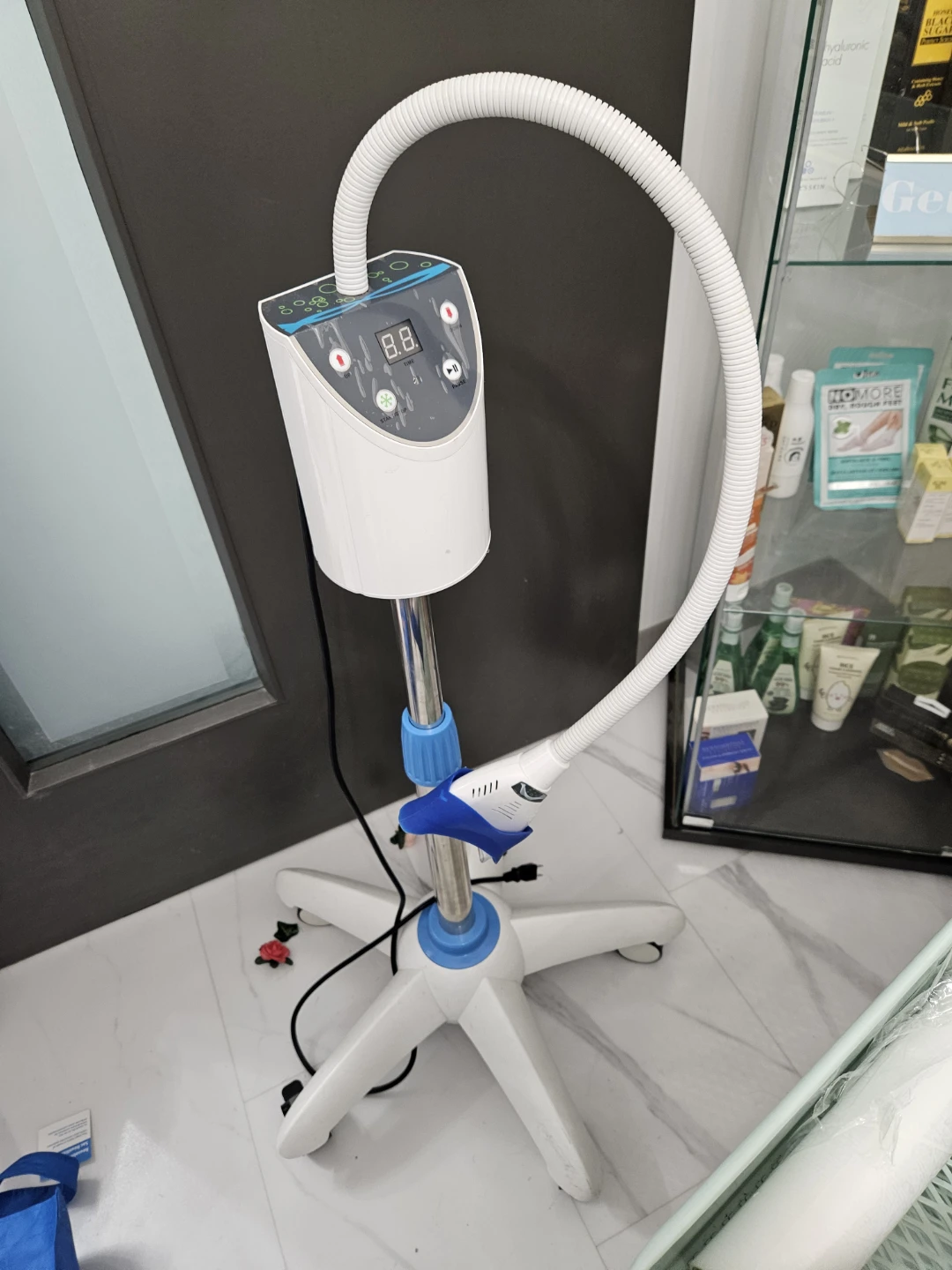 Teeth whitening with supplies included