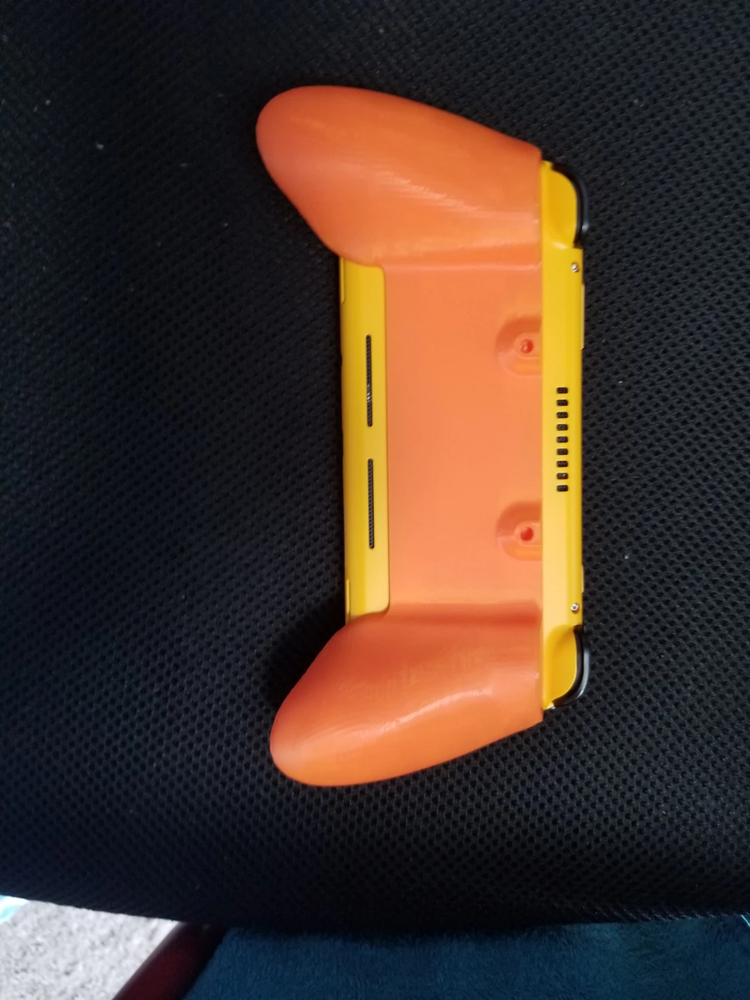 Retroid Pocket 3 Handheld Game Console - photo 3