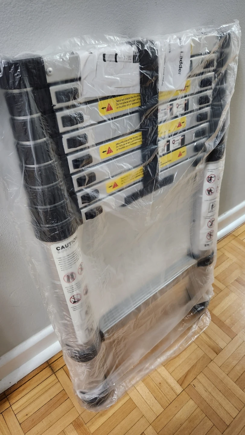8.5ft Extendable Ladder *new