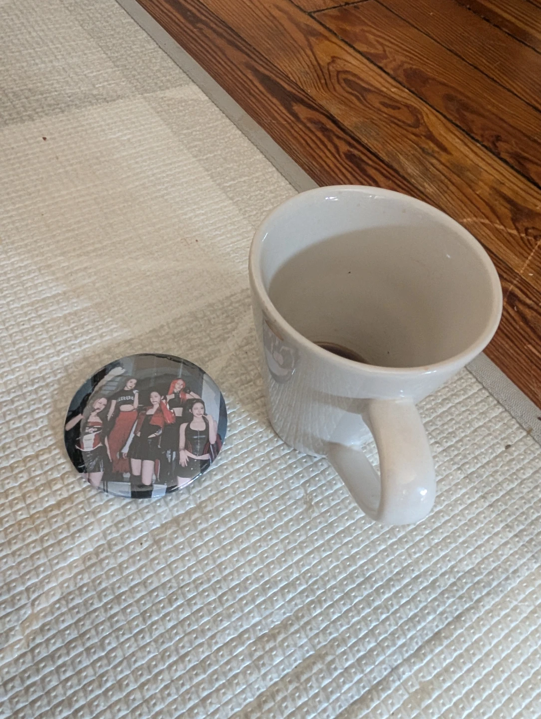 K-Pop Group Round Photo Badge 아이브 - photo 3