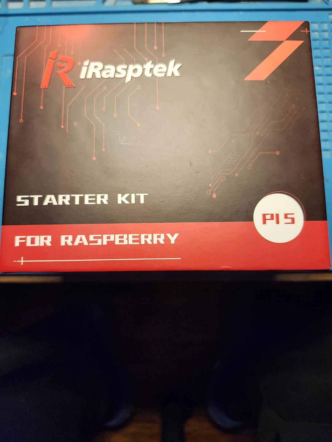 iRasptek Raspberry Pi 5 Starter Kit - Red/White Case ⚽