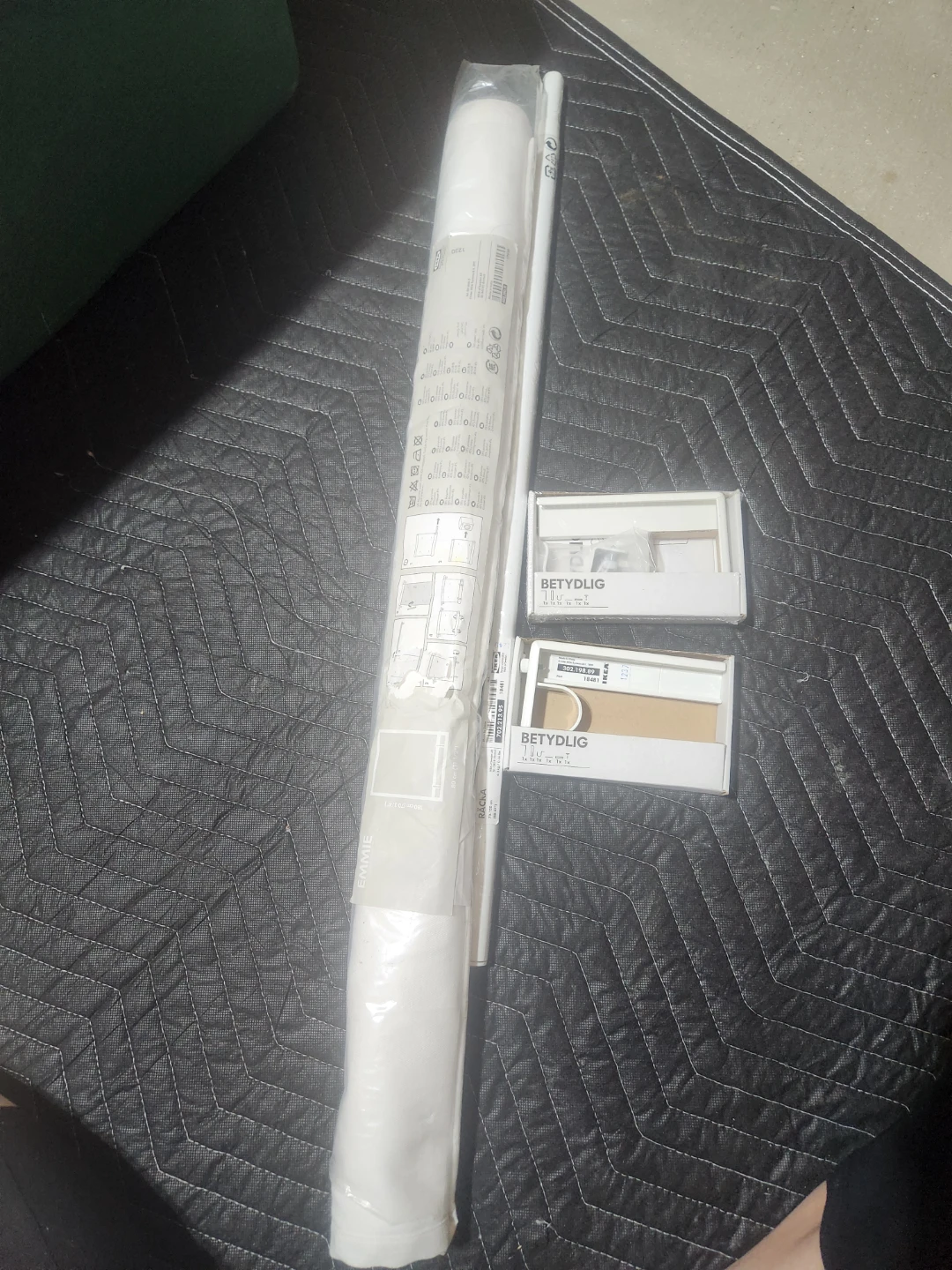 IKEA curtain with Rod 70-120 cm