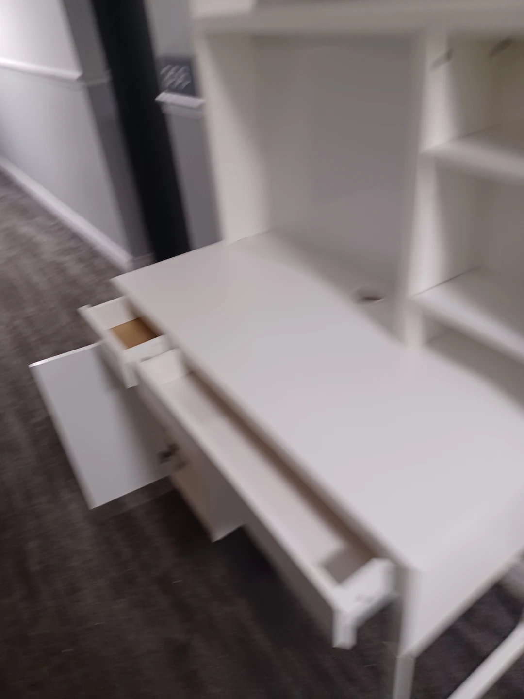 White Computer Desk with Hutch and Shelving - photo 5