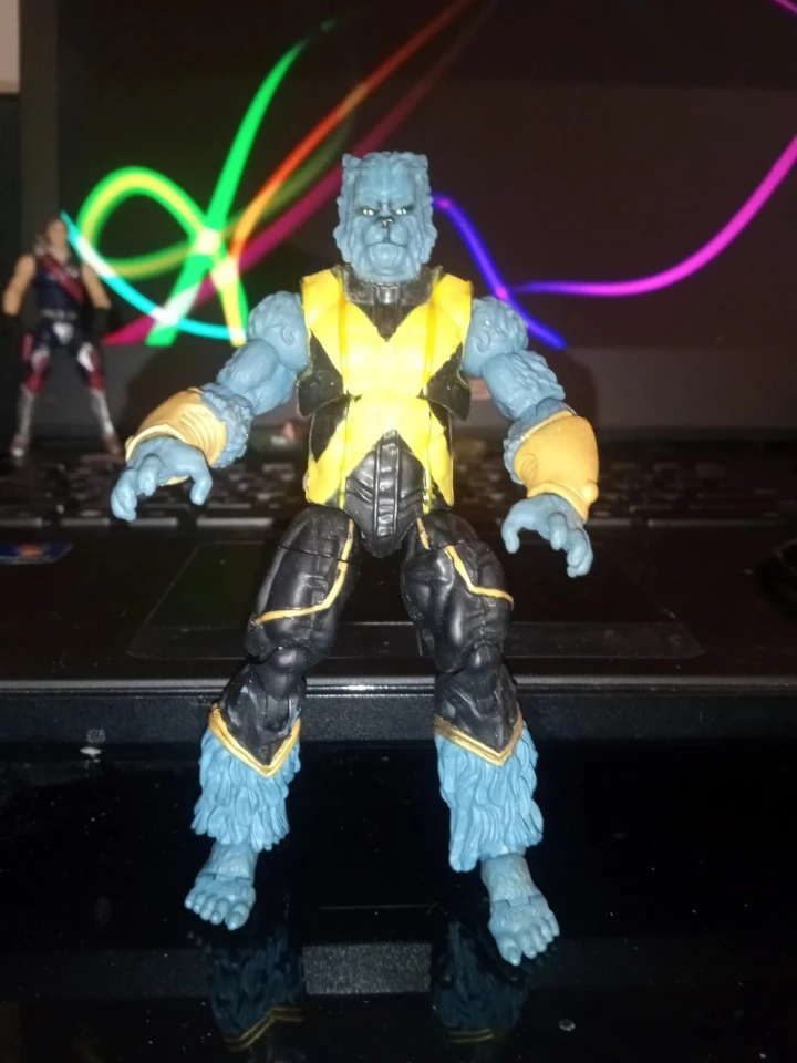 Rare Marvel Universe X-Men Beast Action Figure