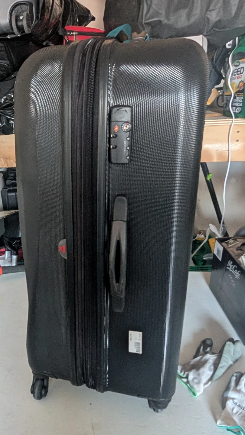 Samsonite Black Hardside Spinner Suitcase - photo 3