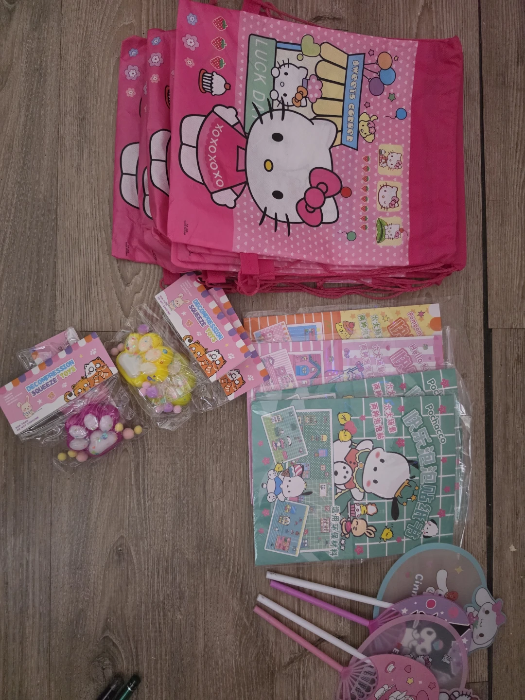 Sanrio Loots