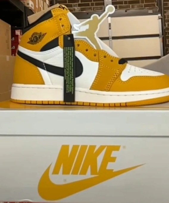 Nike Air Jordan 1 High OG "Taxi" Sneakers