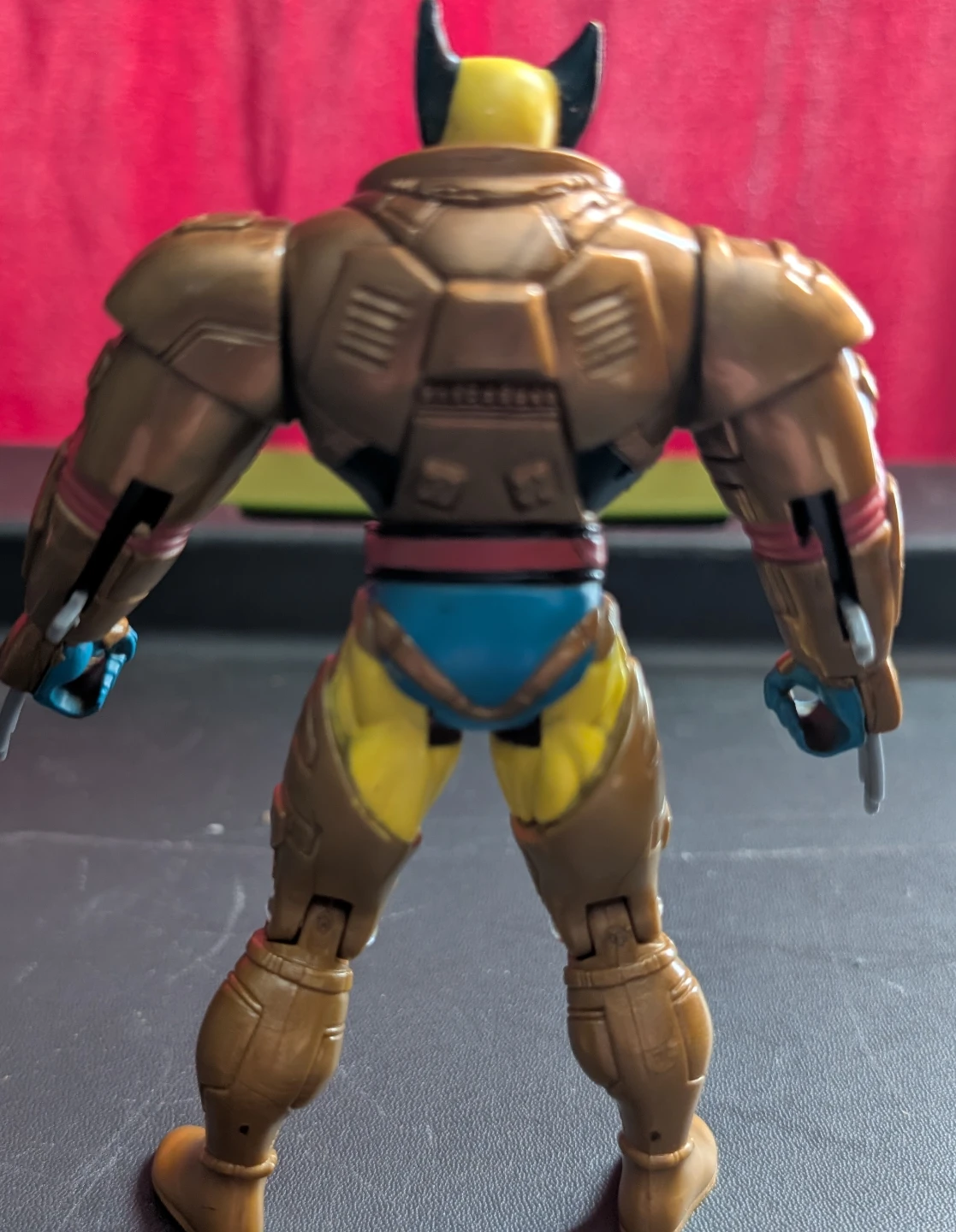 Marvel Wolverine Action Figure - 1995 - photo 2