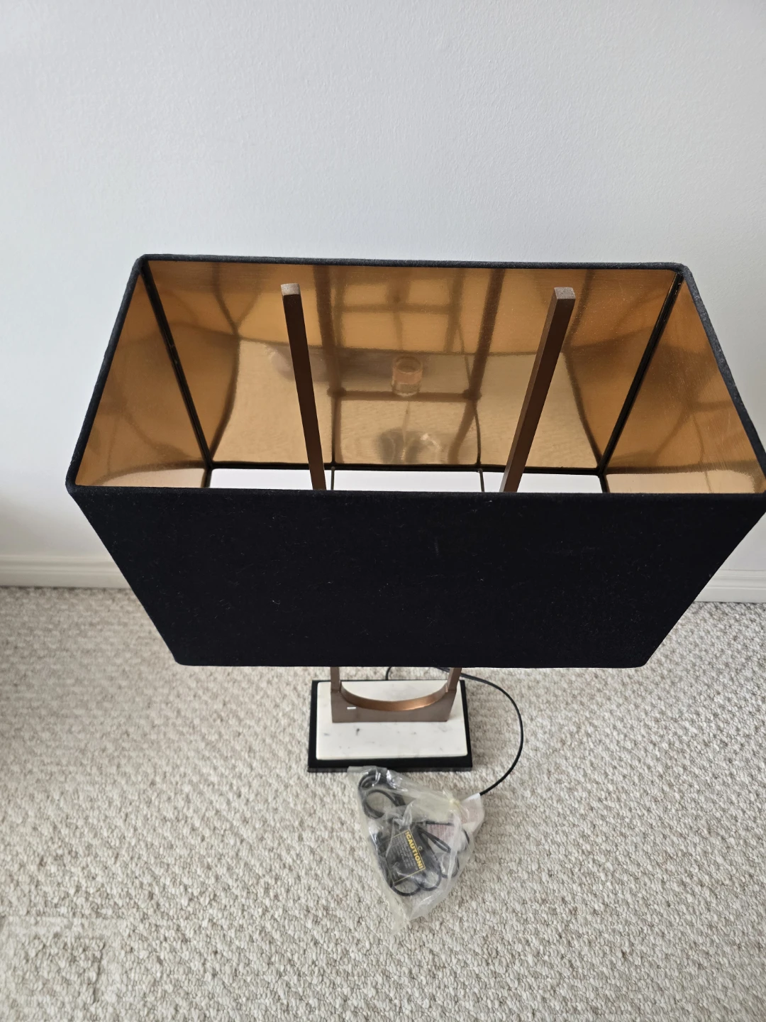 Modern Black Rectangular Table Lamp with Marble Base - photo 3