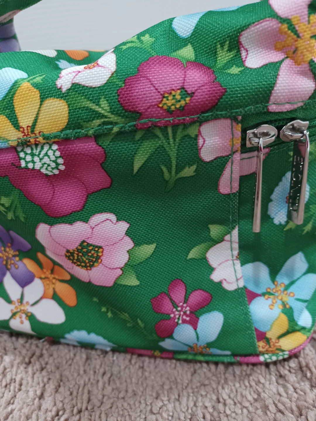 Green Floral Cosmetic Bag - photo 4