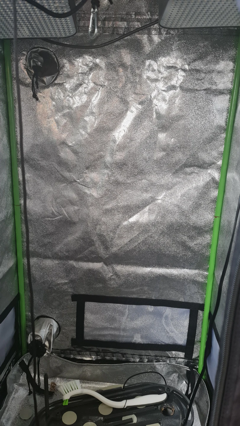 Areogarden + LED Grow Light + Grow Tent [HUGE COMBO SALE] - photo 3