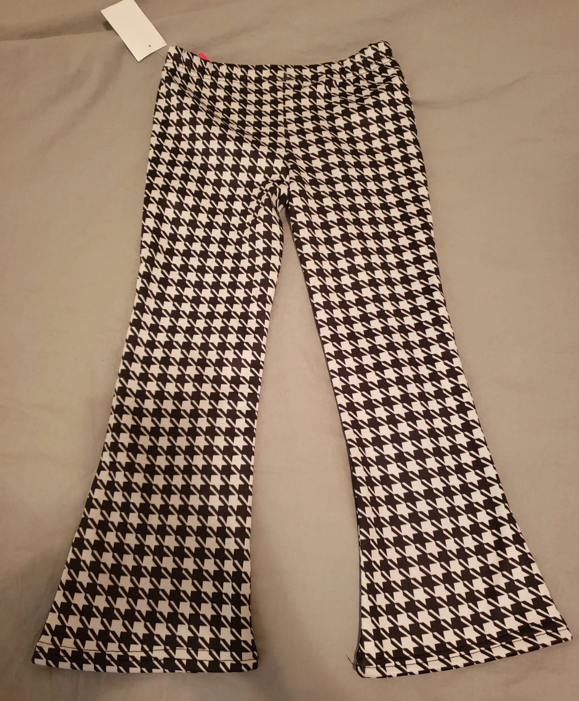 Brandnew lot Vince Camuto Houndstooth Flare Pants.fit 6 to 7 y/o - photo 2