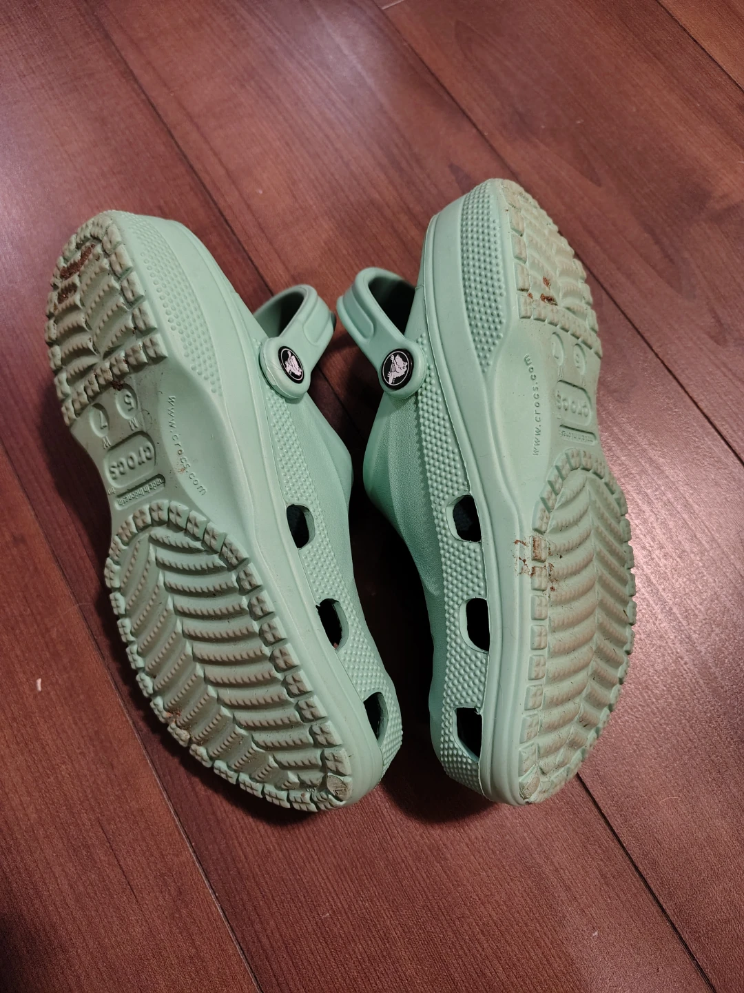 Crocs Mint Green Size 7 - photo 3