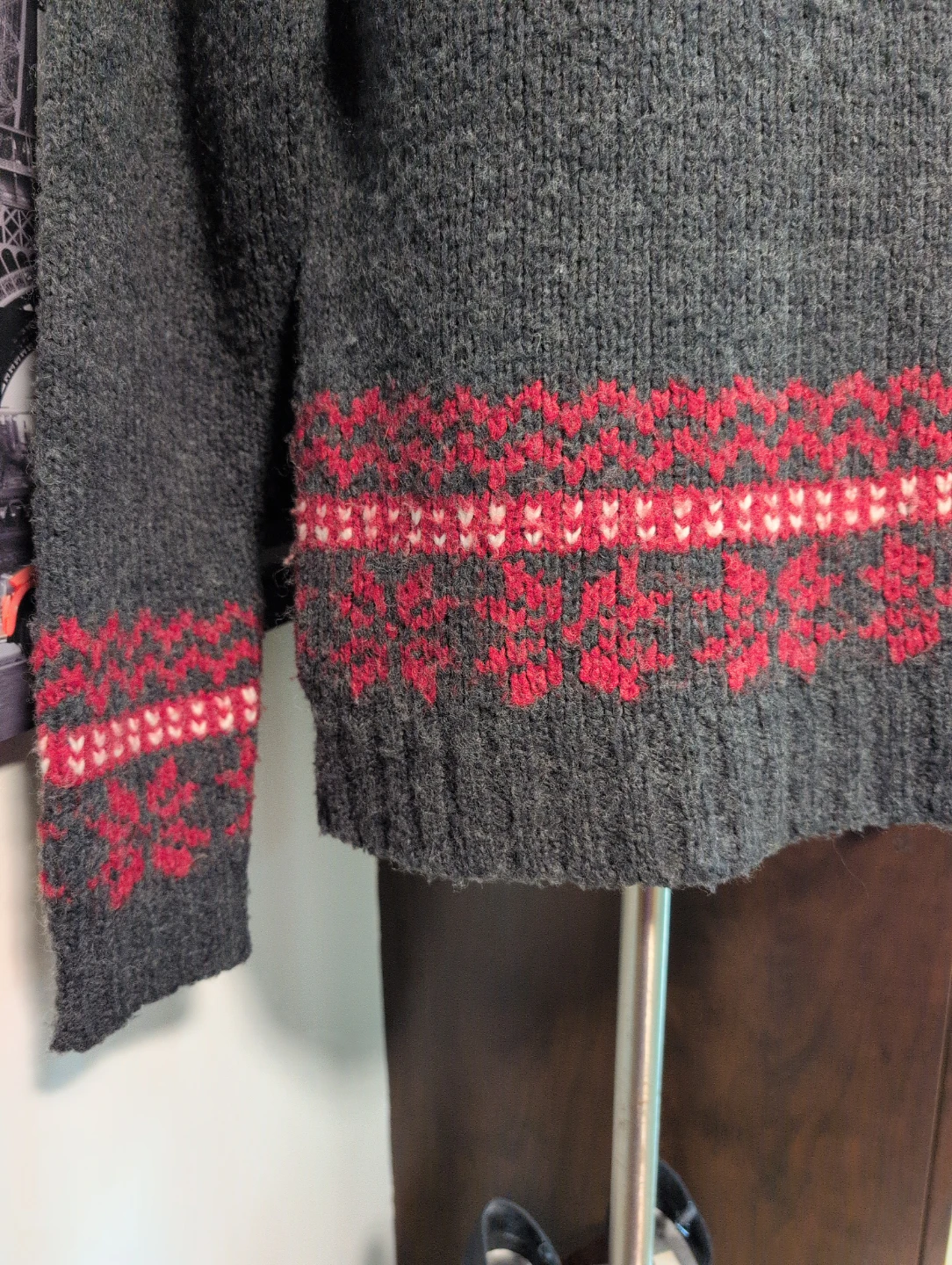 Laura Women's Grey Fair Isle Sweater with Faux Fur Collar - photo 4