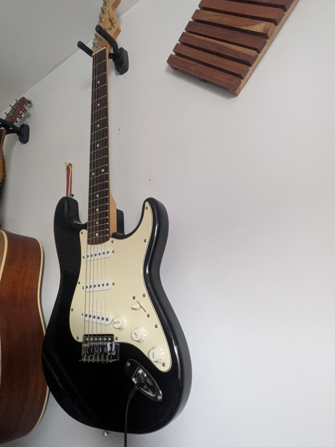 Squier Stratocaster Electric Guitar - photo 2