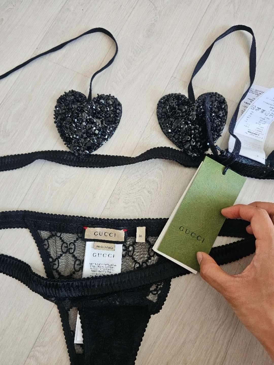 Gucci Black Lace Heart Detail Bralette & Thong Set - Size M - photo 2